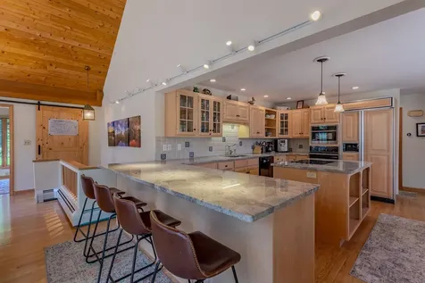 157 Old Sawmill Road Londonderry VT 05148