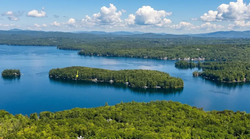 14 Great Island Sunapee NH 03782