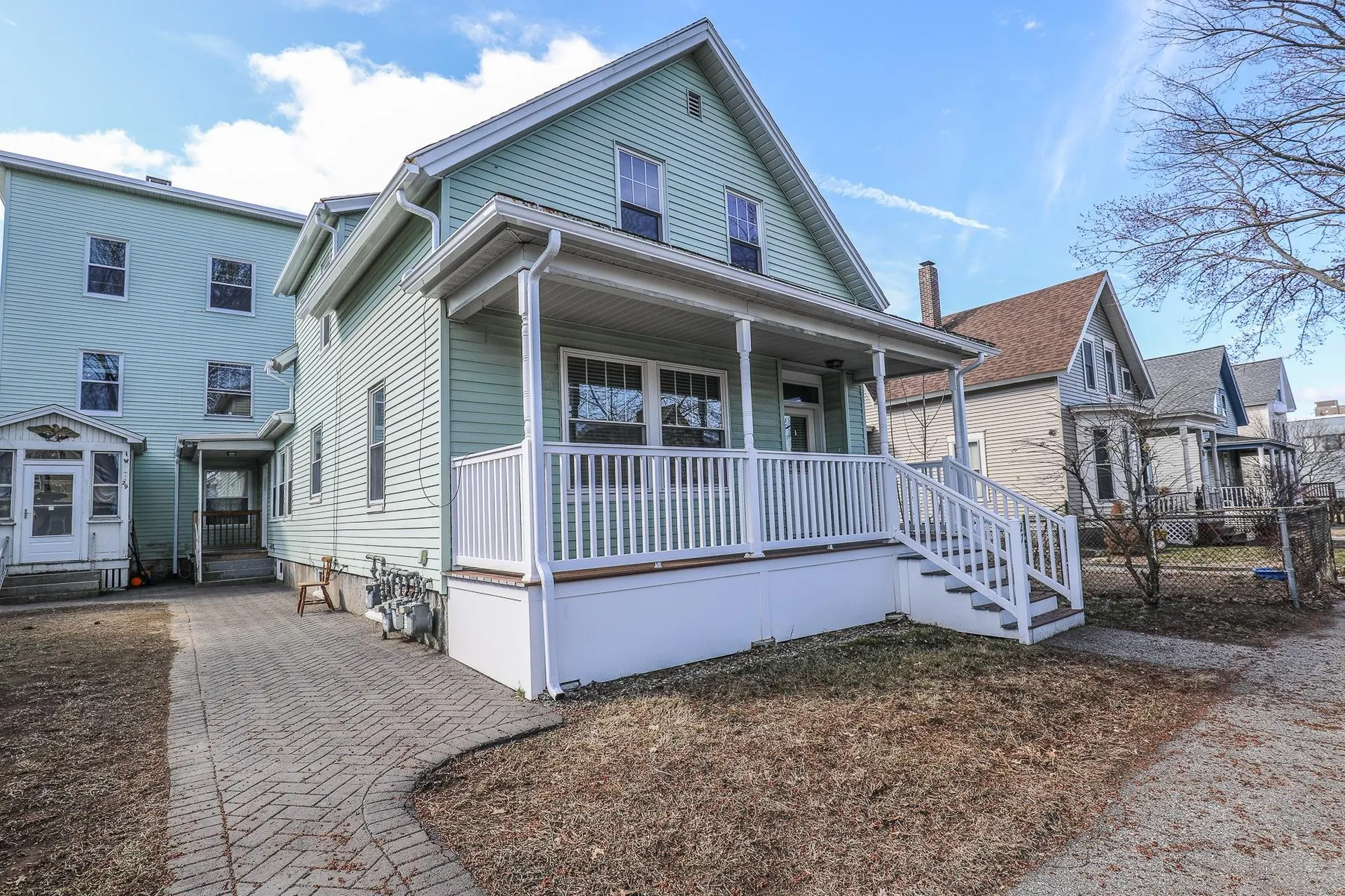 27 Blodget Street Manchester NH 03104