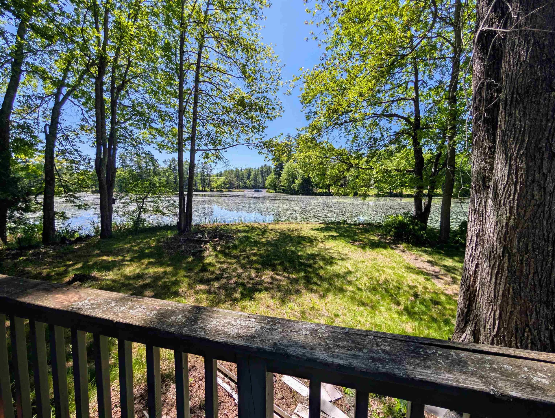 23 Penn Avenue Deerfield NH 03037