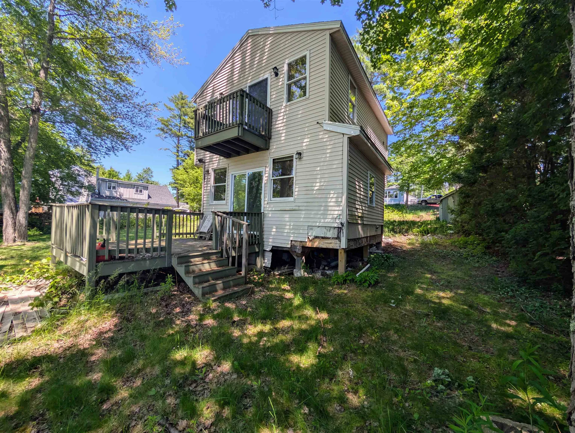 23 Penn Avenue Deerfield NH 03037