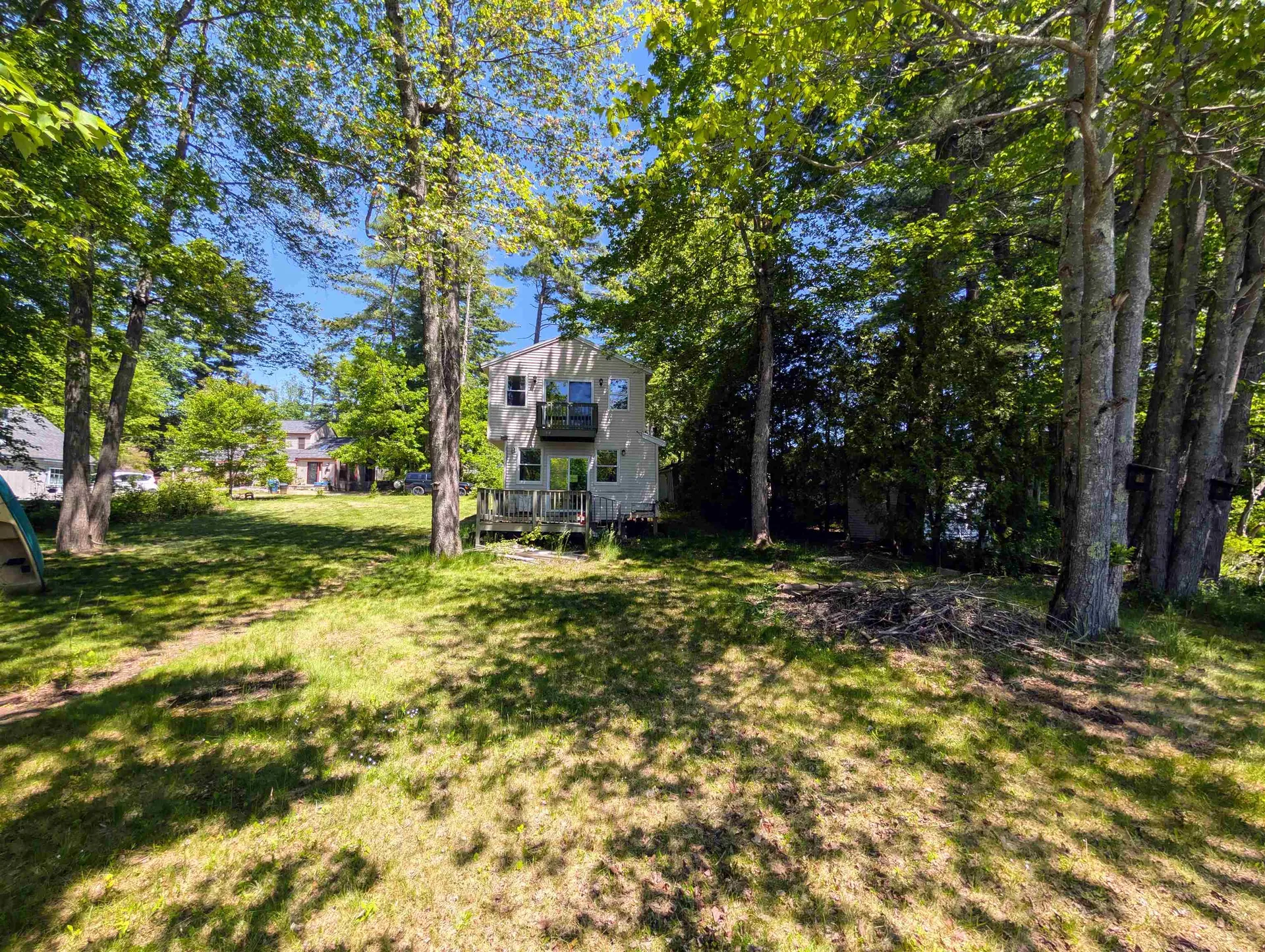 23 Penn Avenue Deerfield NH 03037