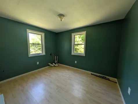 23 Penn Avenue Deerfield NH 03037