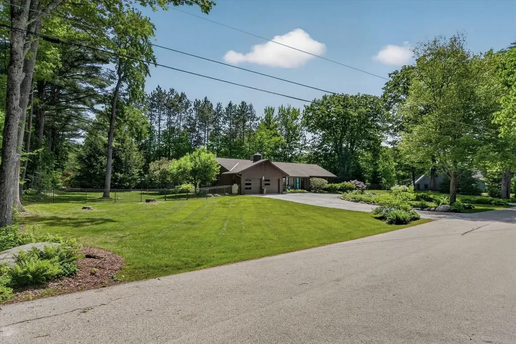 431 Brookwood Mendon VT 05701