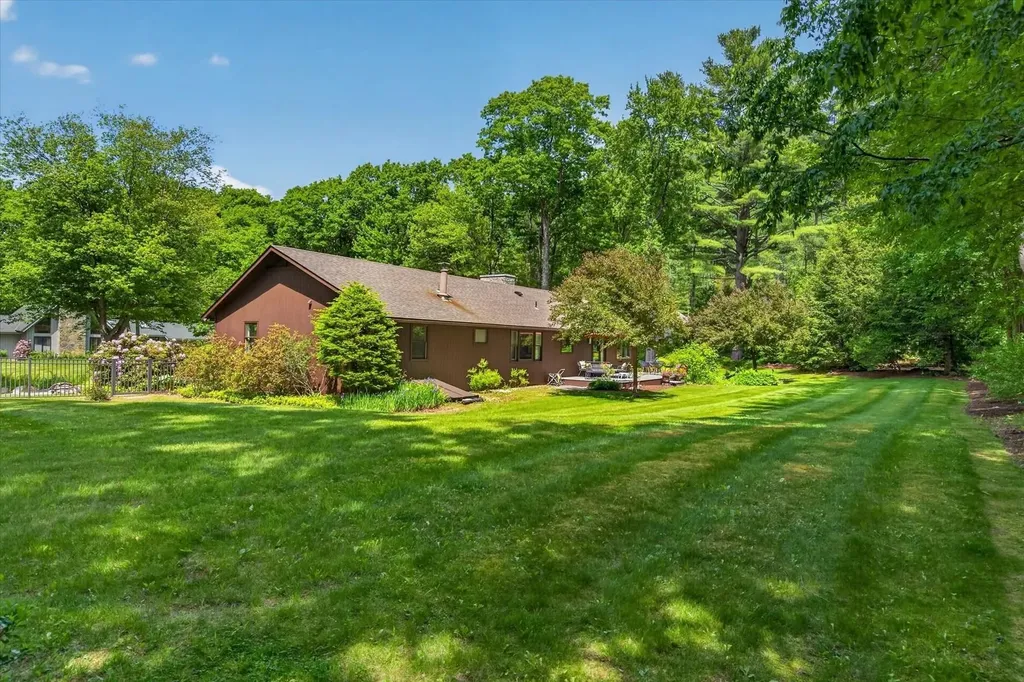 431 Brookwood Mendon VT 05701