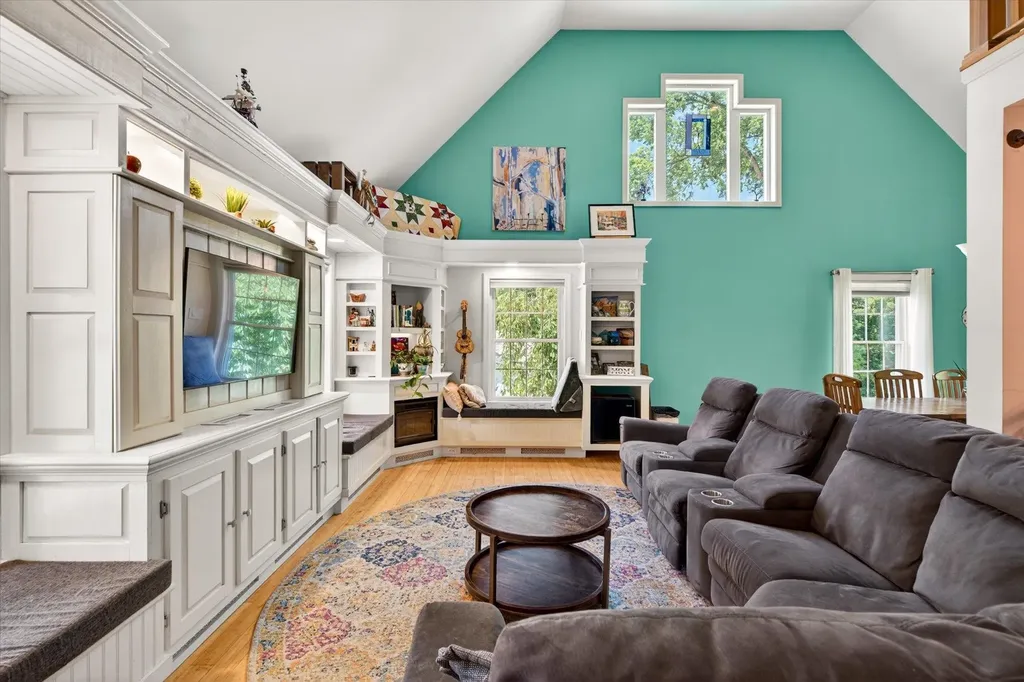 121 Hull Avenue Wallingford VT 05773