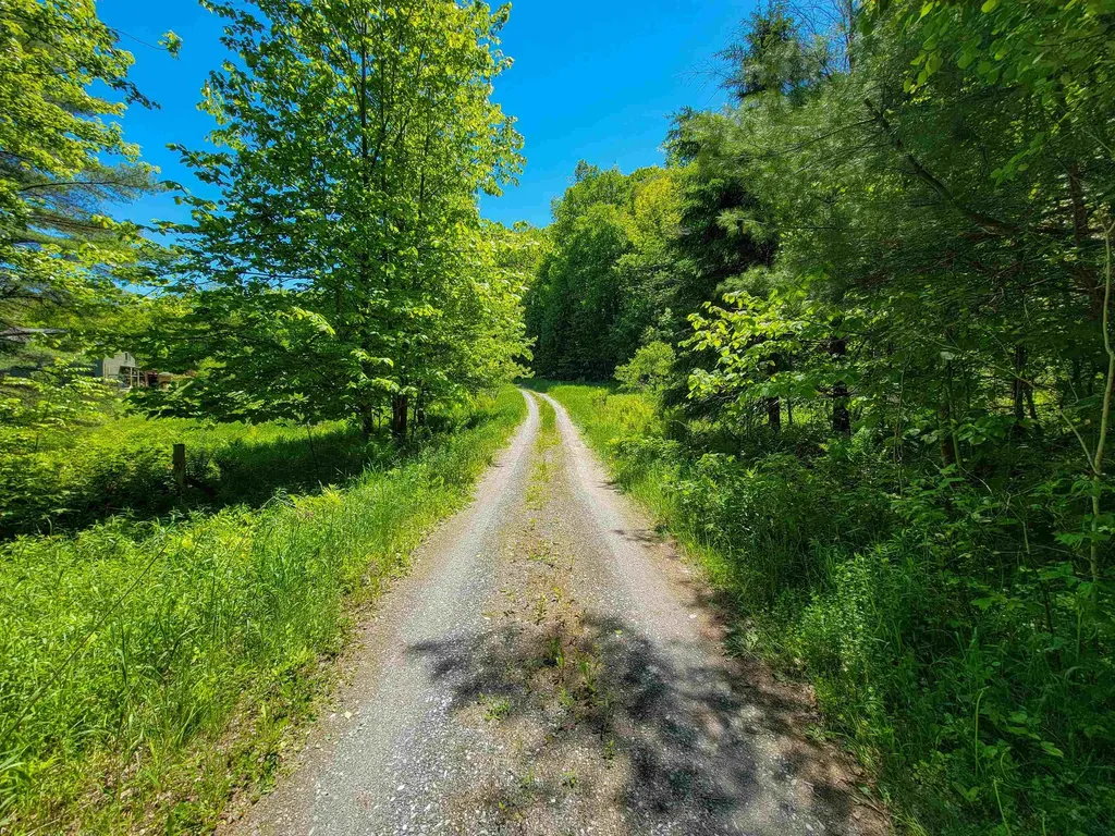 310 Sky Farm Lane Barnet VT 05821