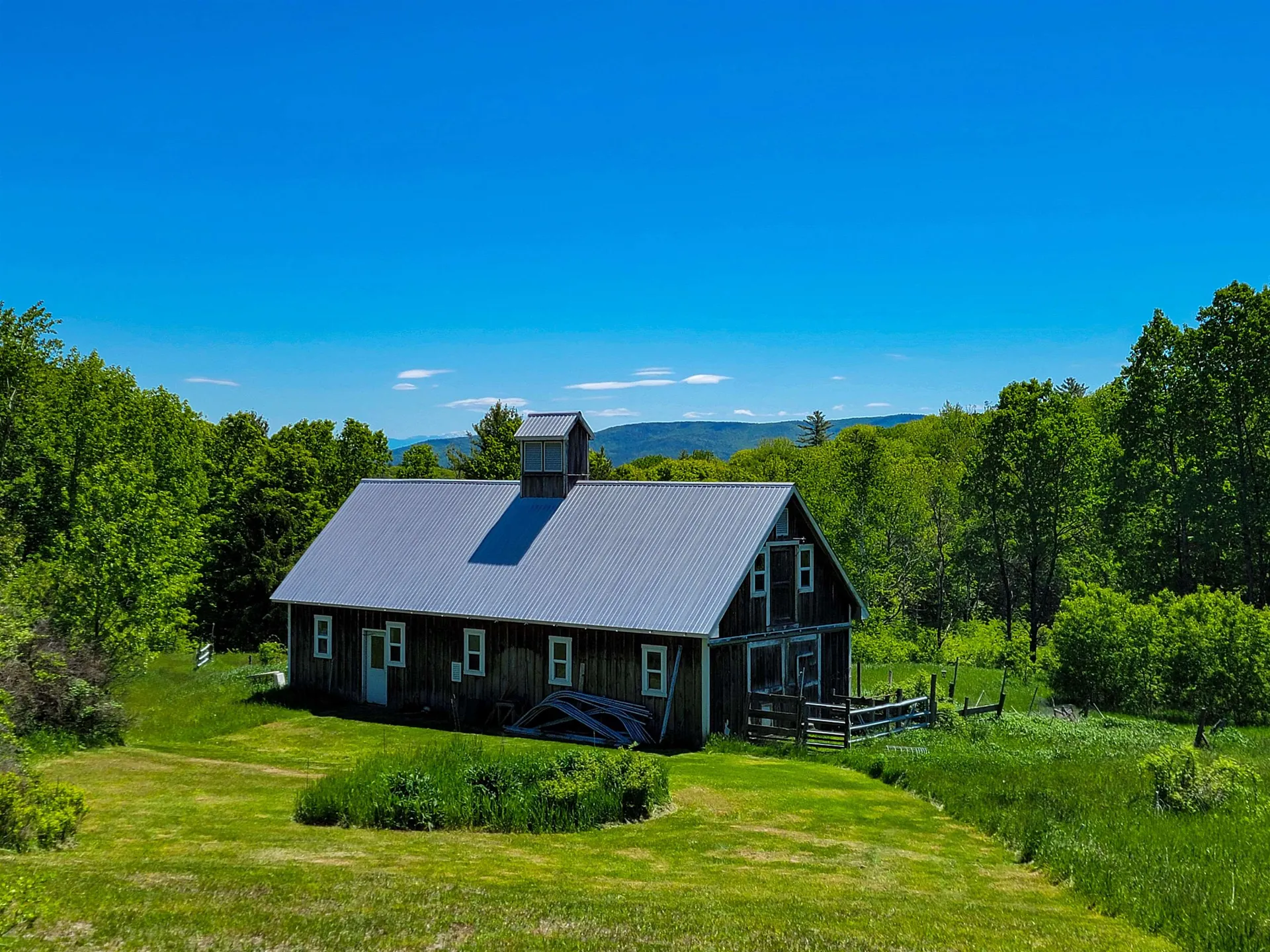 310 Sky Farm Lane Barnet VT 05821