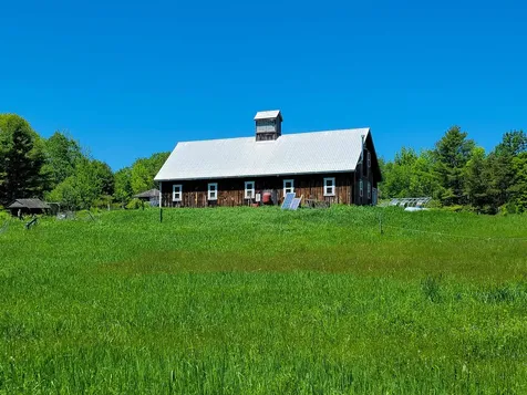 310 Sky Farm Lane Barnet VT 05821