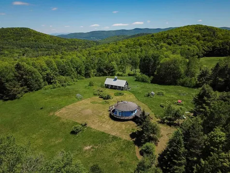 310 Sky Farm Lane Barnet VT 05821