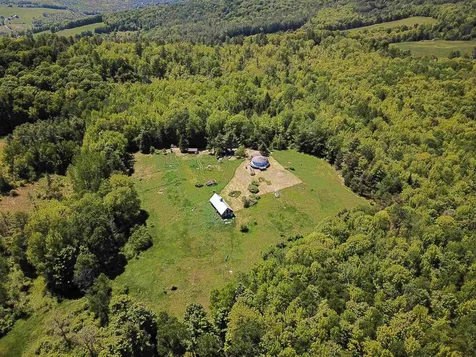 310 Sky Farm Lane Barnet VT 05821