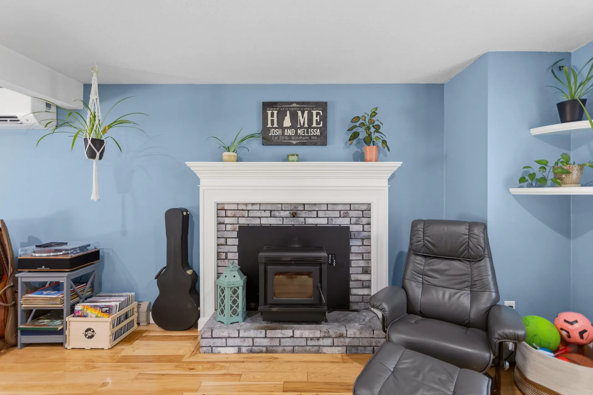 19 Claire Avenue Derry NH 03038