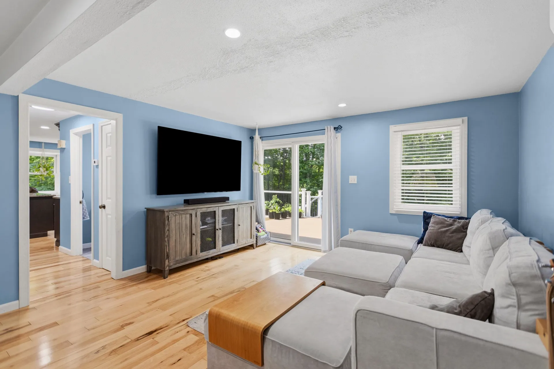 19 Claire Avenue Derry NH 03038