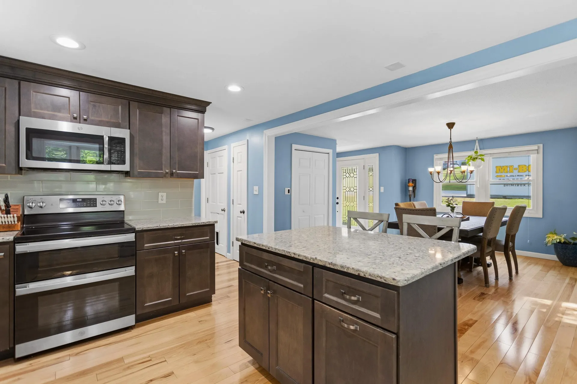 19 Claire Avenue Derry NH 03038