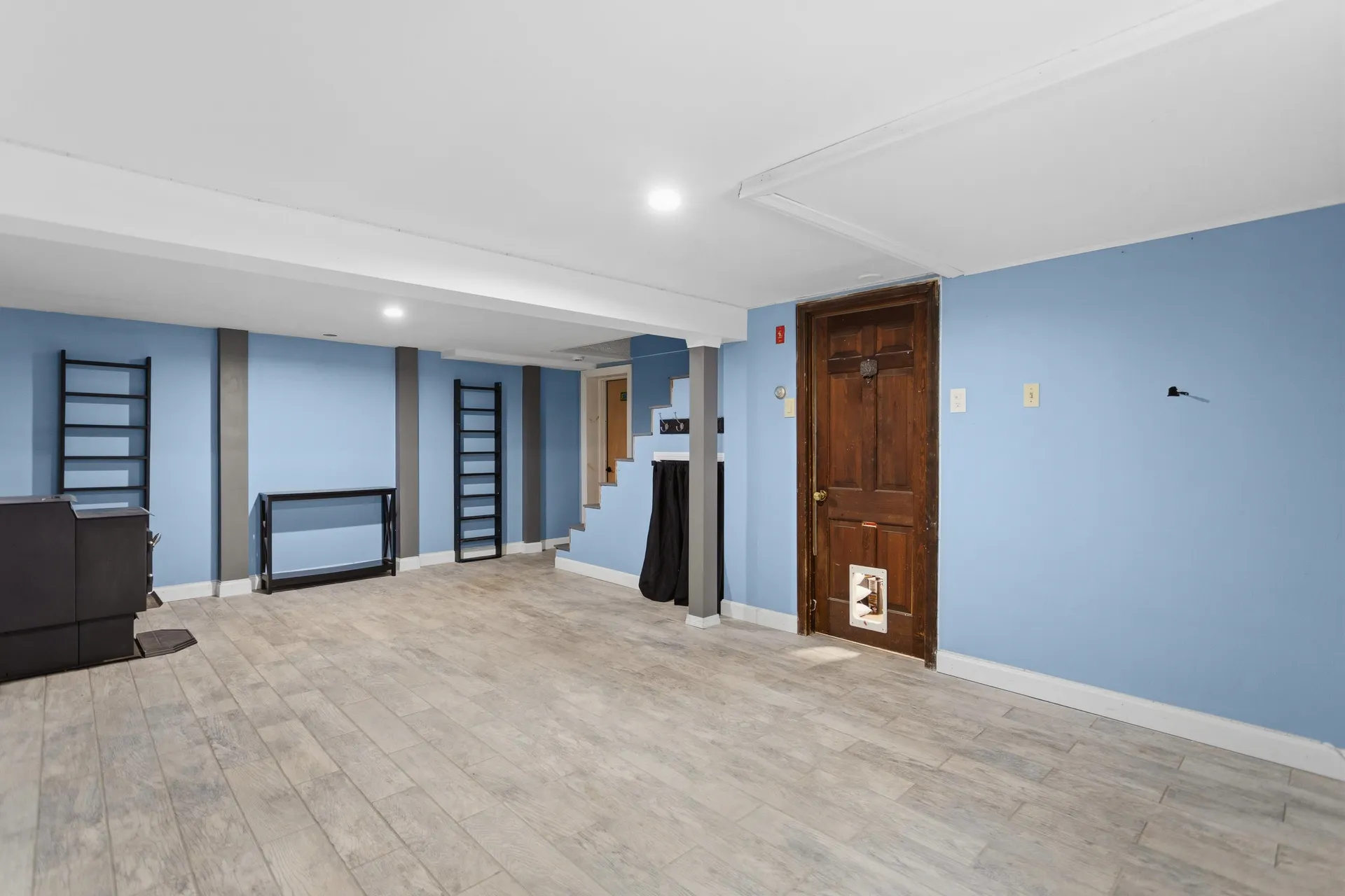 19 Claire Avenue Derry NH 03038