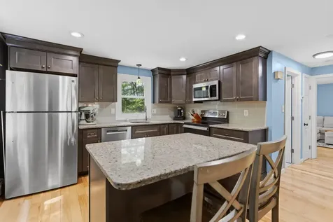 19 Claire Avenue Derry NH 03038