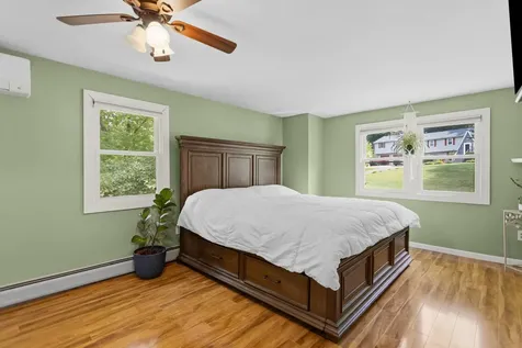 19 Claire Avenue Derry NH 03038