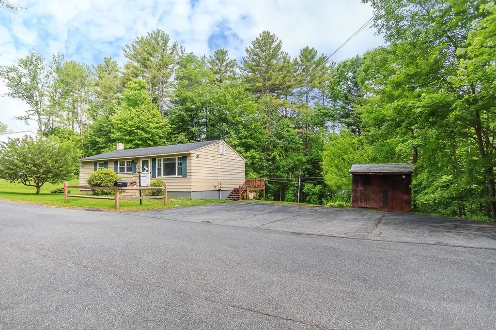 7 Shannon Court Newport NH 03773