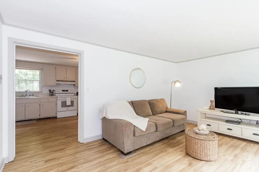 7 Shannon Court Newport NH 03773