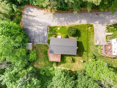 7 Shannon Court Newport NH 03773