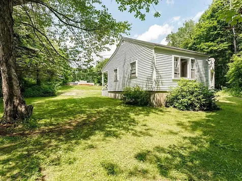 193 New Durham Road Alton NH 03809