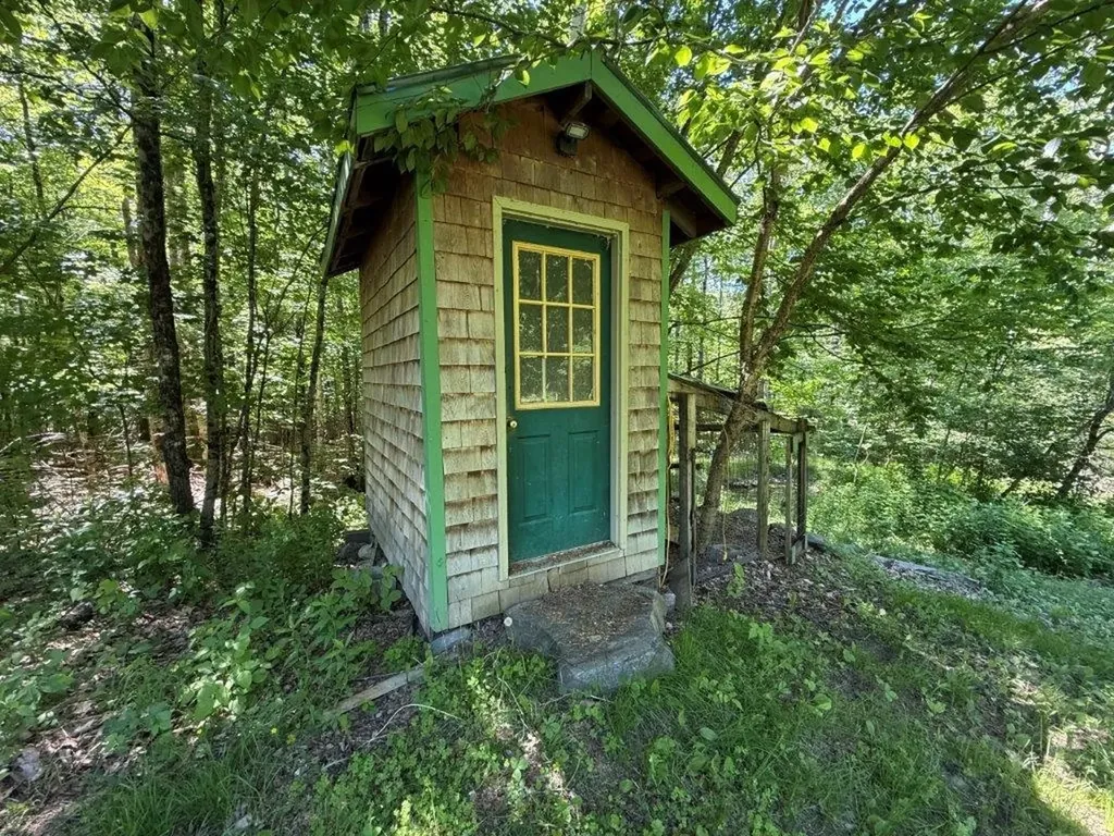 139 Ibey Road Enfield NH 03748