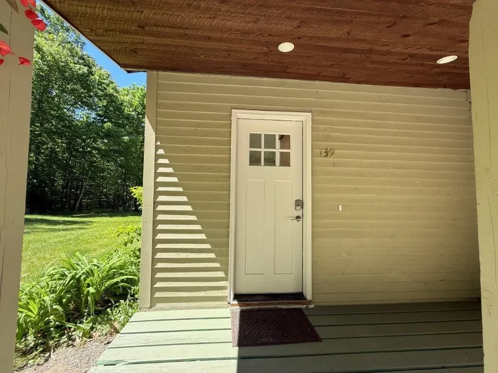 139 Ibey Road Enfield NH 03748