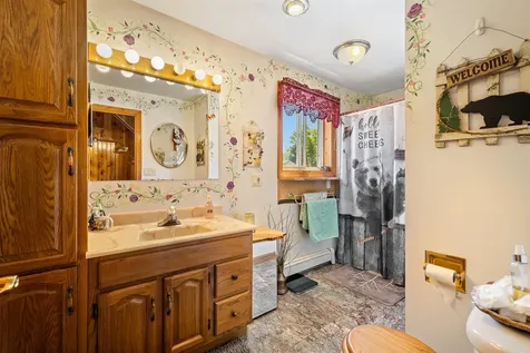 14 Broadway Avenue Gorham NH 03581
