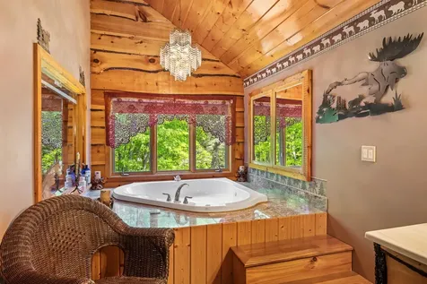 14 Broadway Avenue Gorham NH 03581