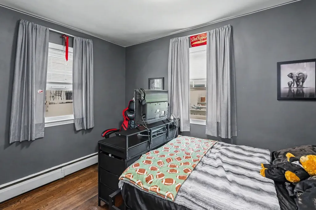 213 Bourne Street Manchester NH 03013