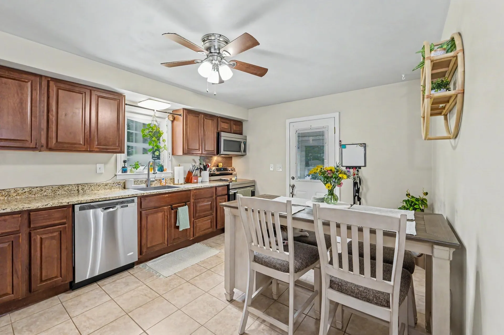 213 Bourne Street Manchester NH 03013