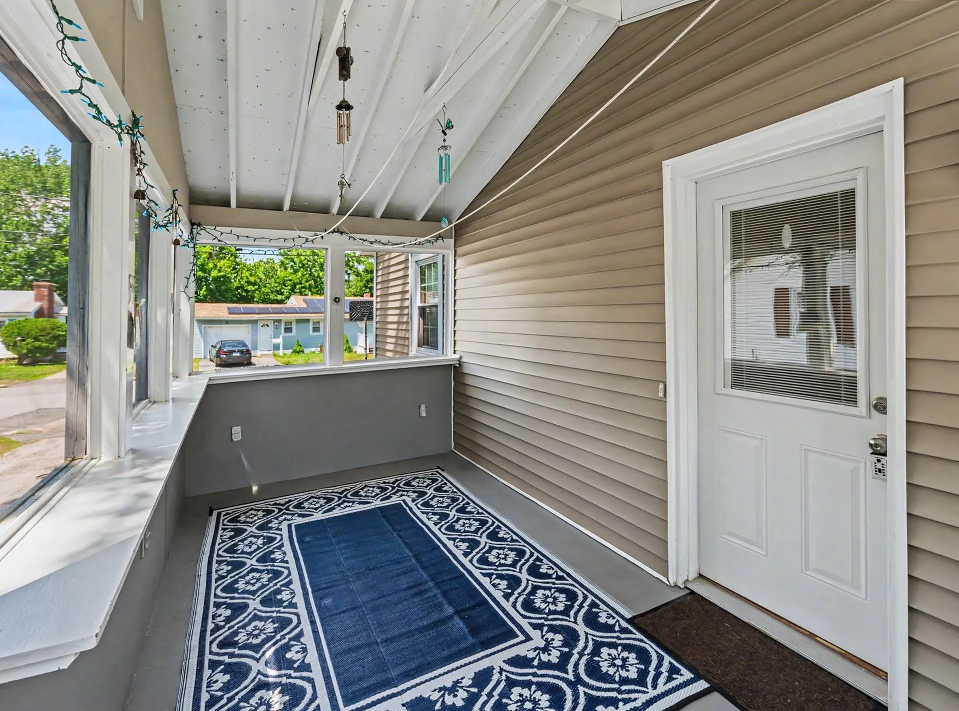 213 Bourne Street Manchester NH 03013