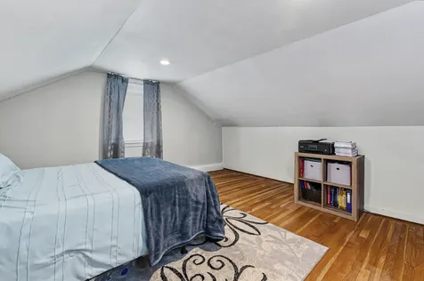 213 Bourne Street Manchester NH 03013