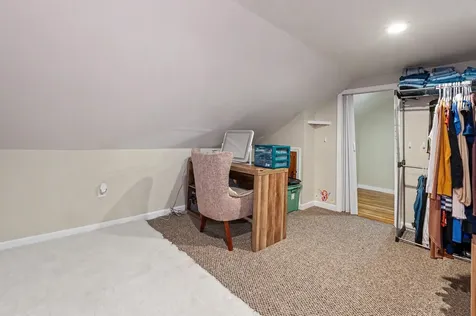 213 Bourne Street Manchester NH 03013