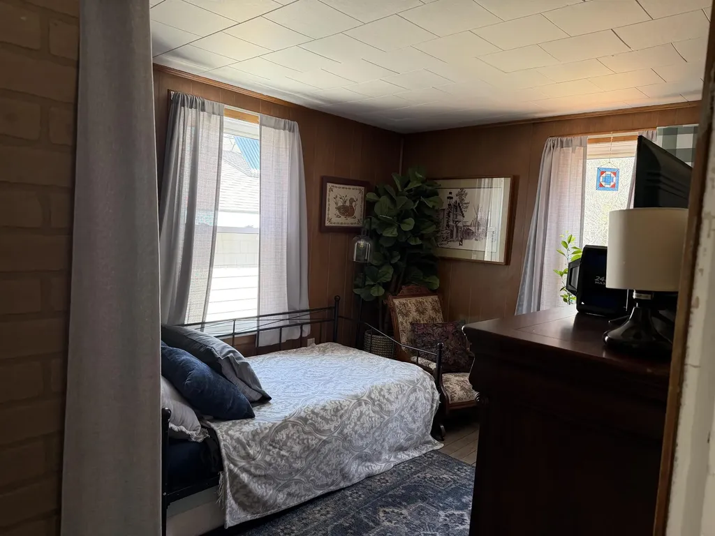 568 Cheshire Street Berlin NH 03570