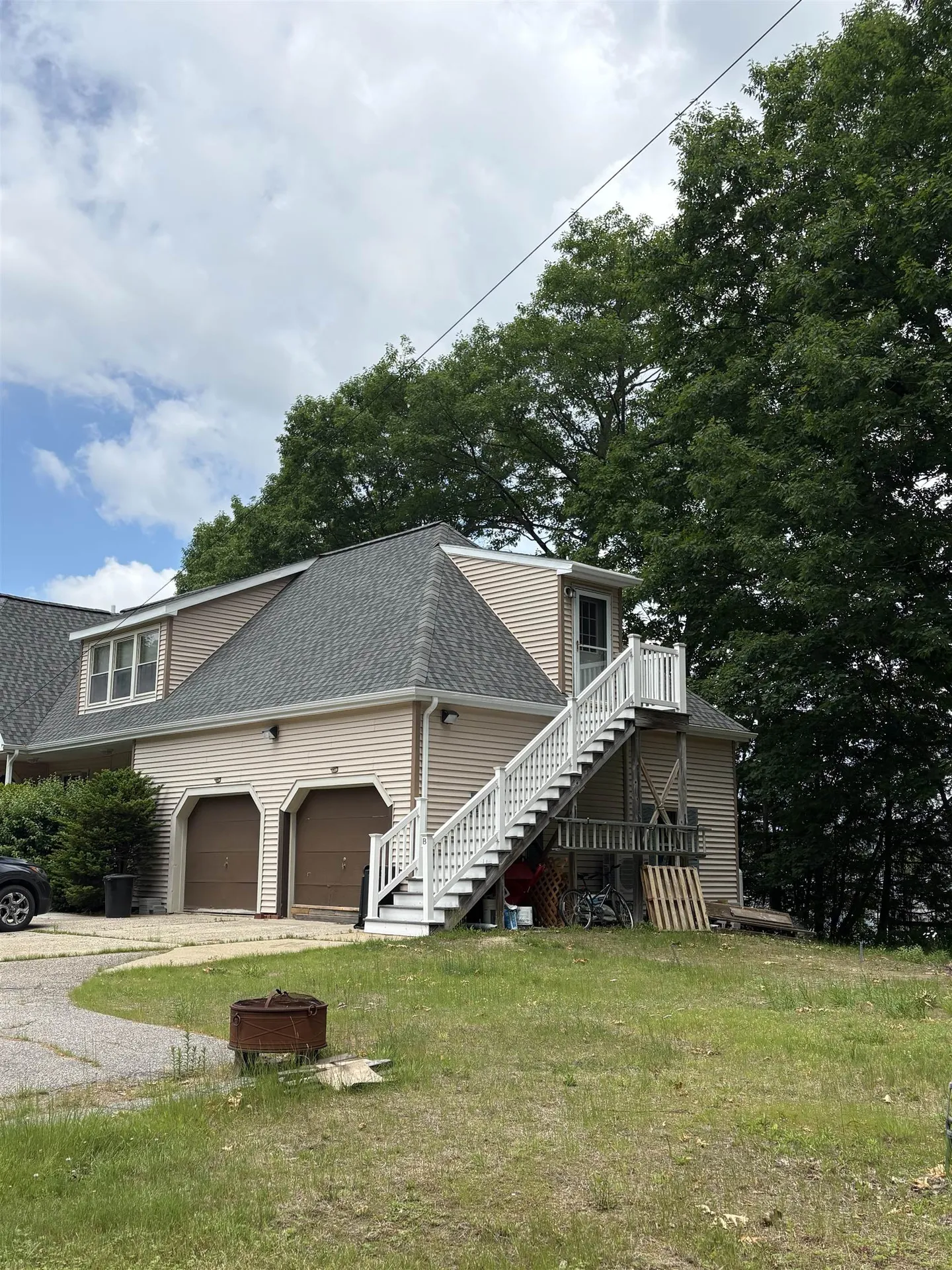 Dover NH, 103 Durham Road, Unit B