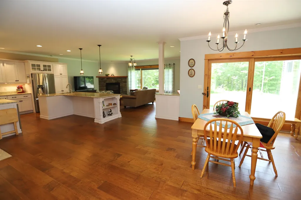905 Dairninaka Drive Derby VT 05829