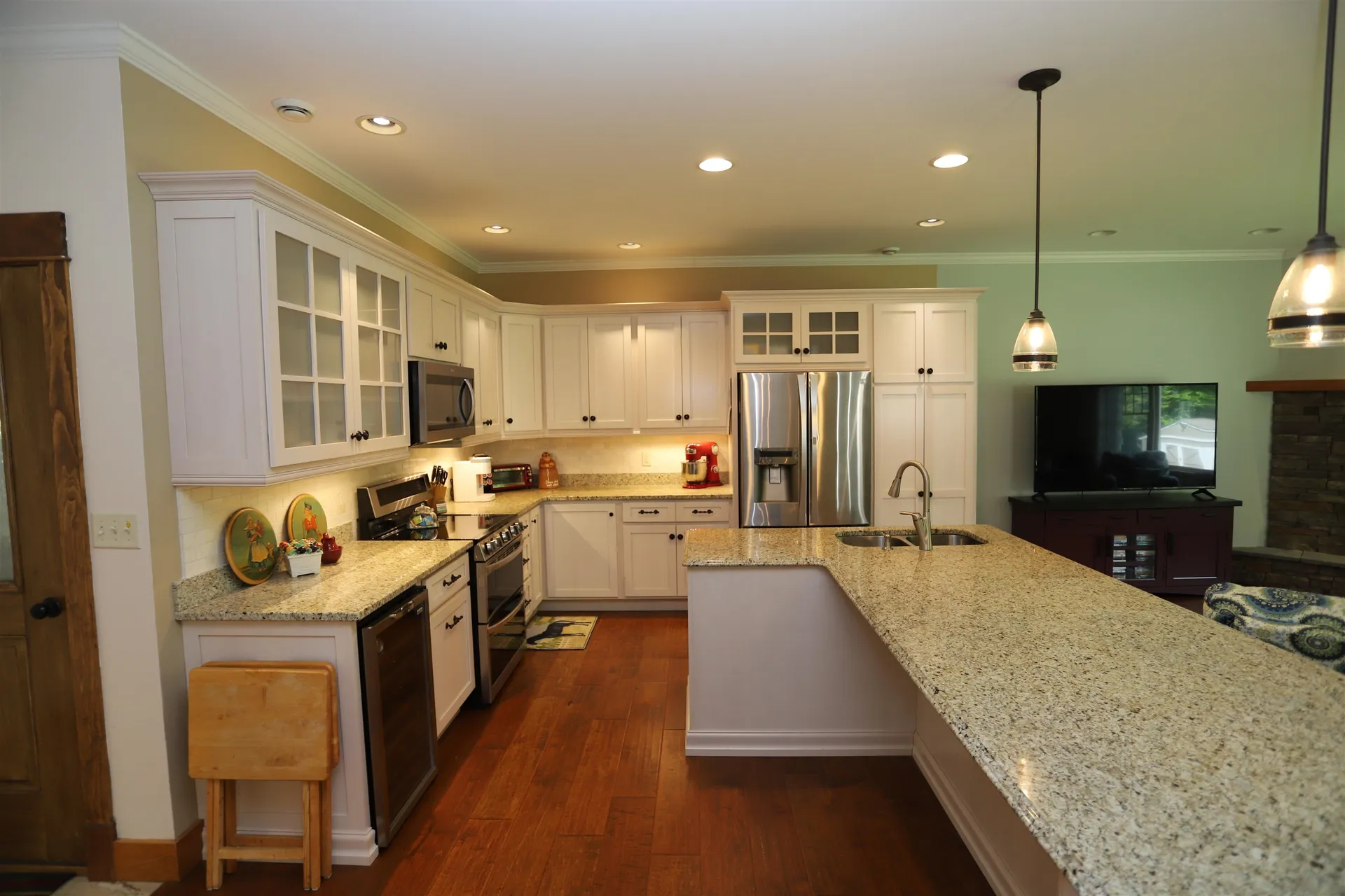 905 Dairninaka Drive Derby VT 05829