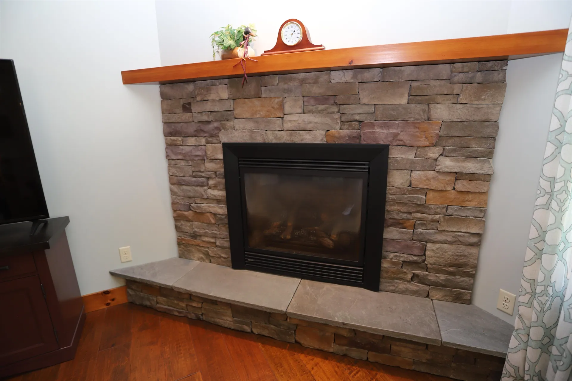 905 Dairninaka Drive Derby VT 05829