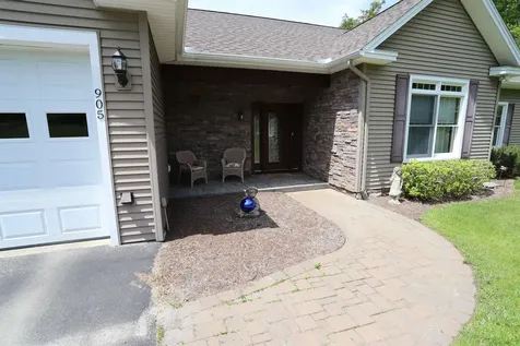 905 Dairninaka Drive Derby VT 05829