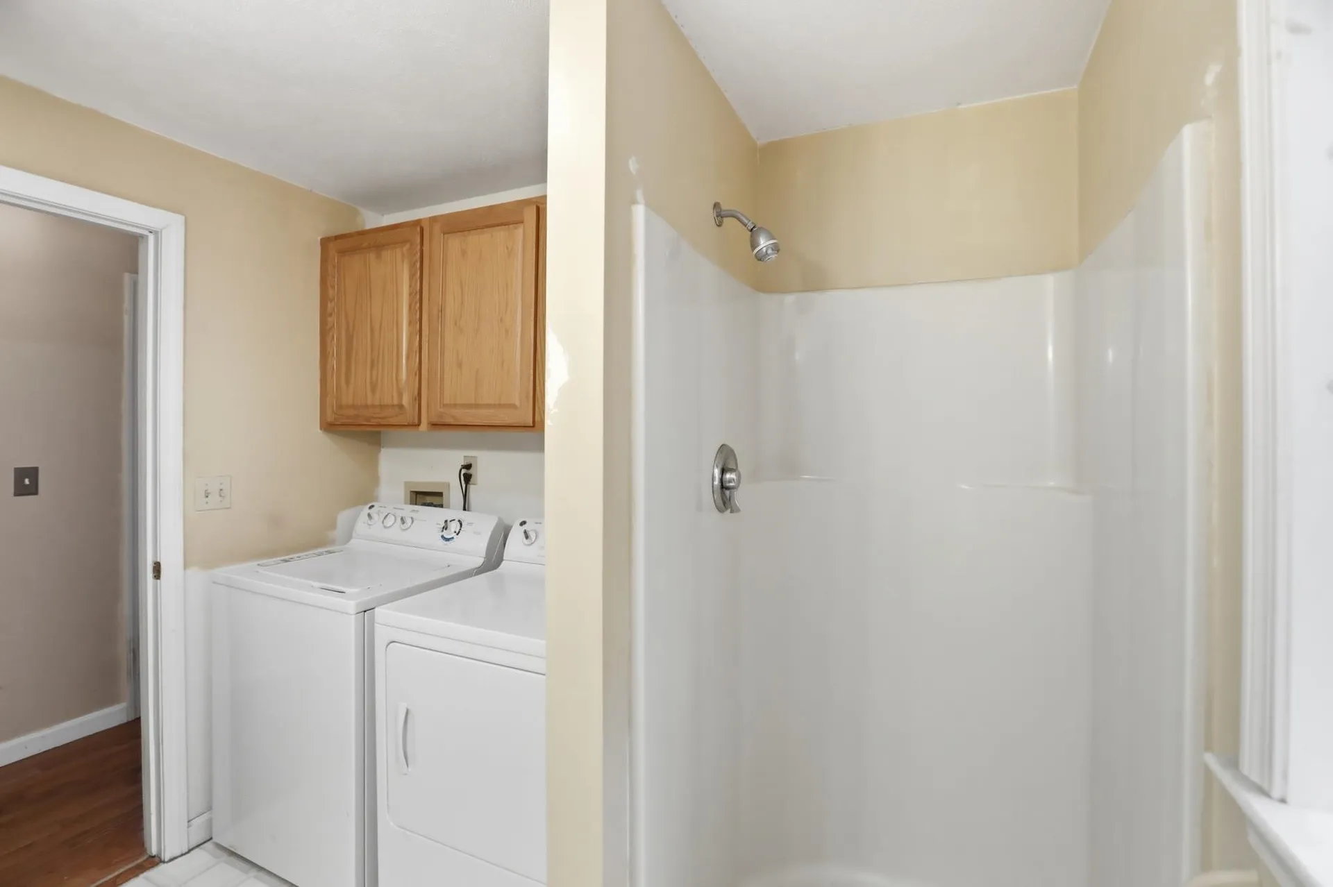 27 Saint John Lane Hampstead NH 03841