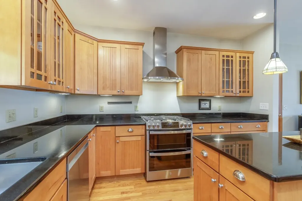 119 Lexington Avenue Manchester NH 03104