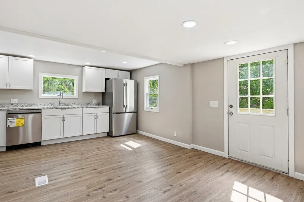 78 Crowhill Road Rochester NH 03868
