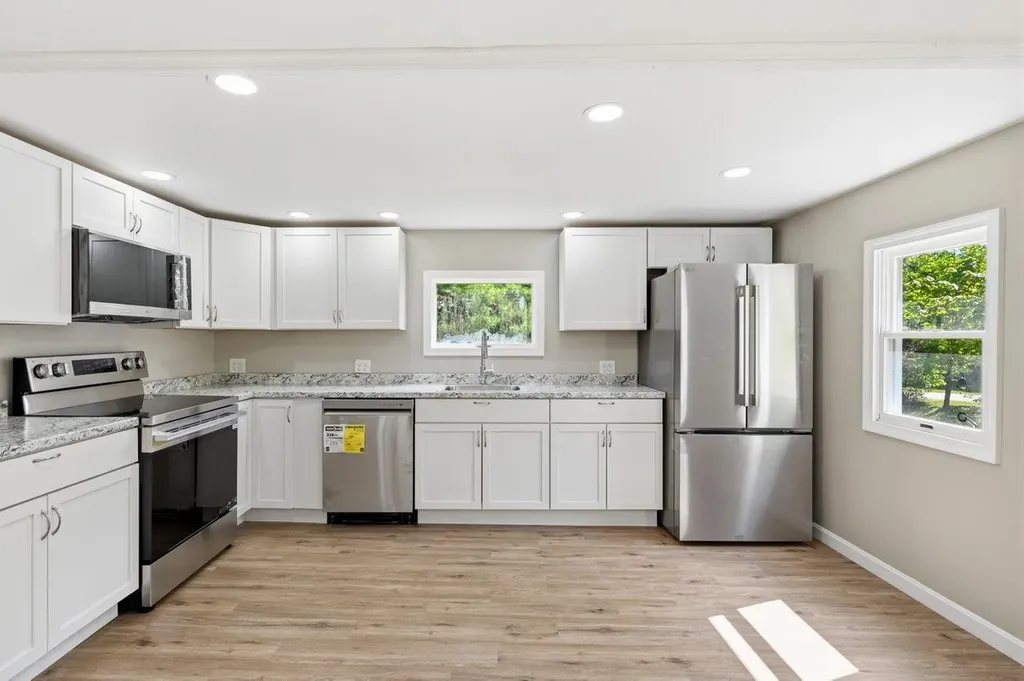 78 Crowhill Road Rochester NH 03868