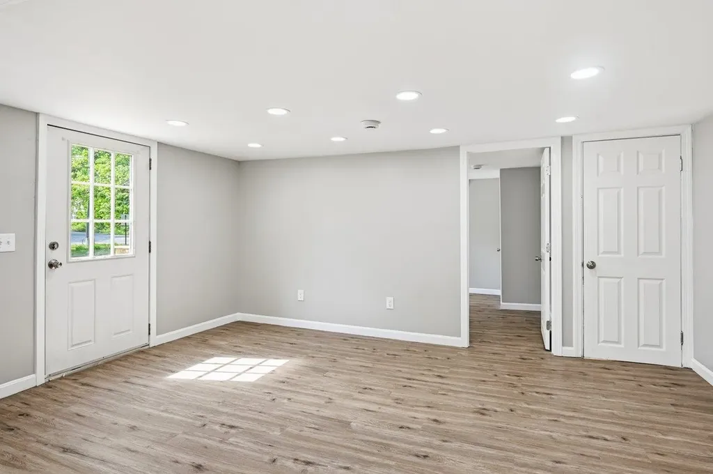 78 Crowhill Road Rochester NH 03868