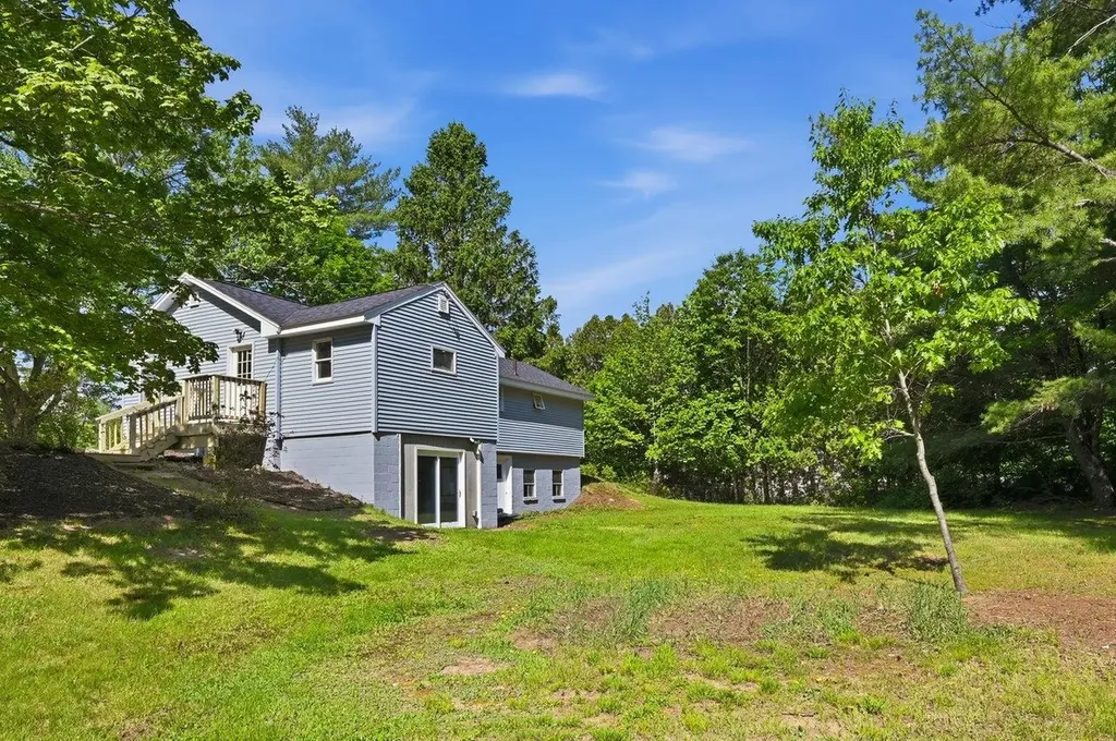 78 Crowhill Road Rochester NH 03868