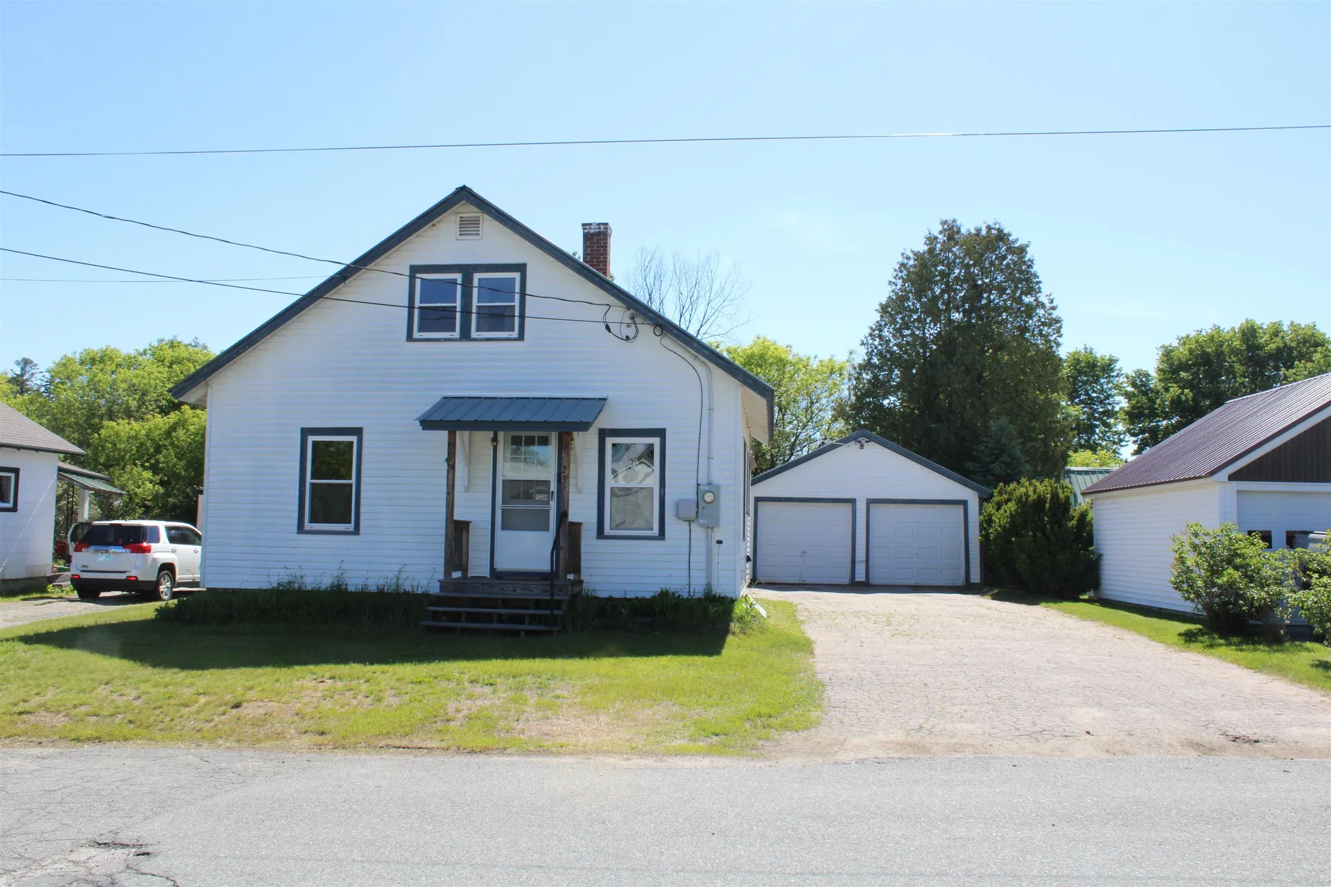23 Hadley Street Littleton NH 03561