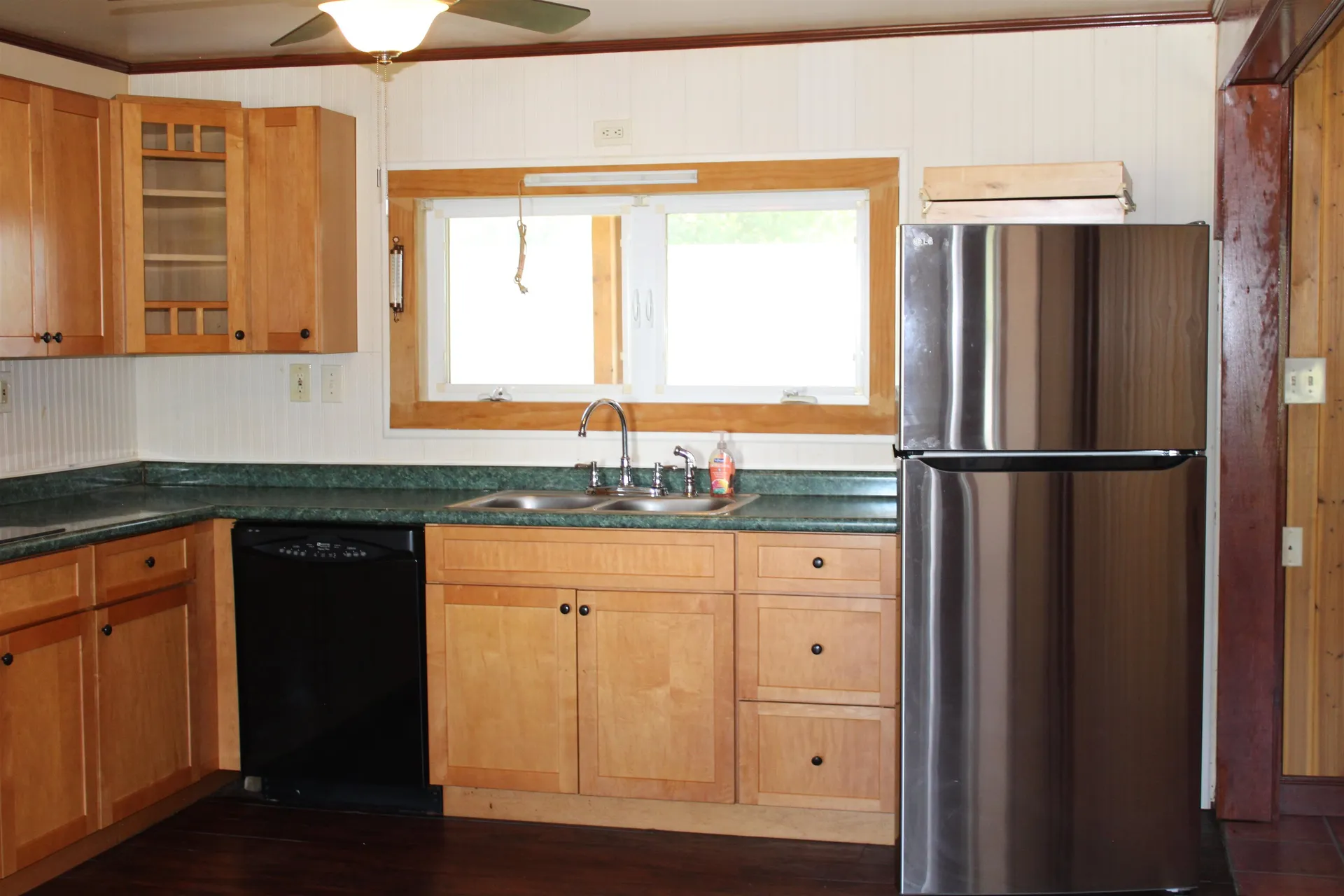 23 Hadley Street Littleton NH 03561