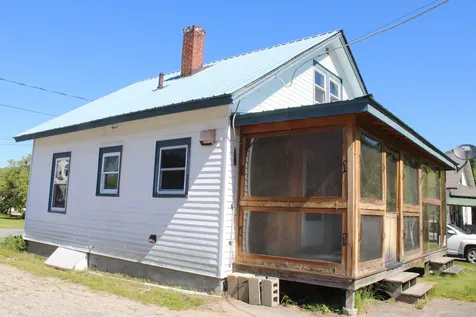 23 Hadley Street Littleton NH 03561