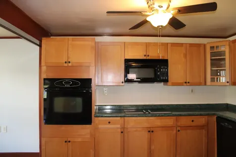 23 Hadley Street Littleton NH 03561
